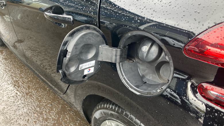 Peugeot 208 1.2 PureTech 82 Signature 5dr [Start Stop] Petrol Hatchback